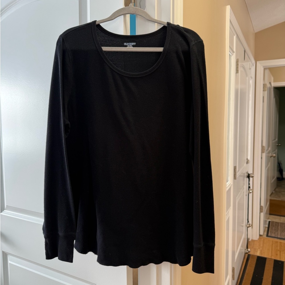 Old Navy Women’s Black Long Sleeve Waffle-Knit Shirt — long length